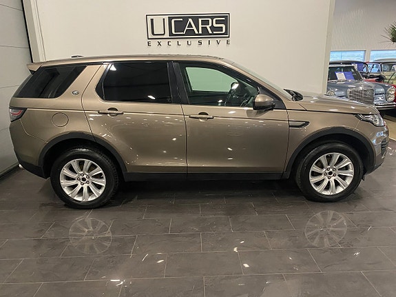 Land Rover Discovery Sport 3 of 5