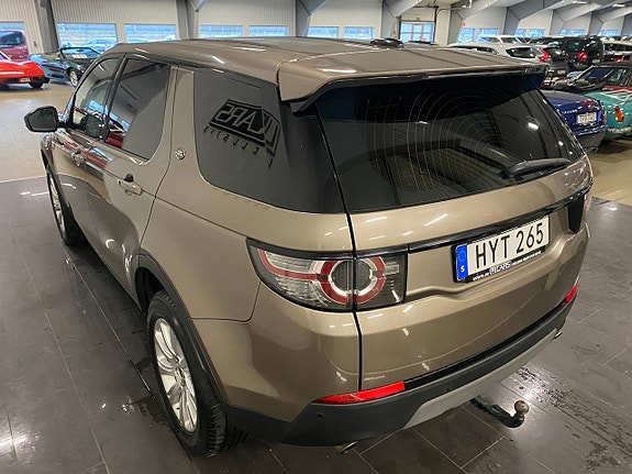 Land Rover Discovery Sport 4 of 5