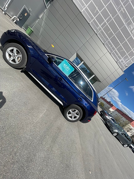 Audi Q5 2 of 5
