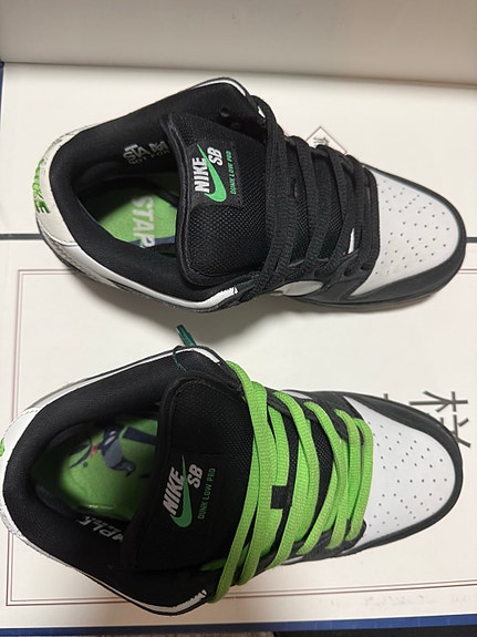 Product image 1 of 9