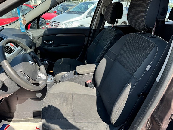 Renault Grand Scenic III 15 of 24
