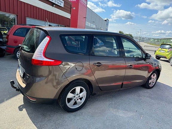 Renault Grand Scenic III 9 of 24