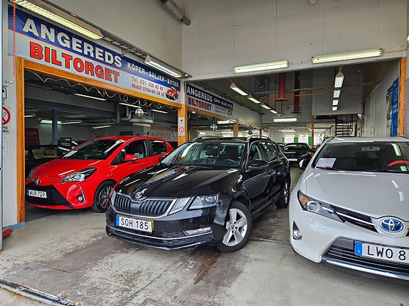 Skoda Octavia 8 of 14
