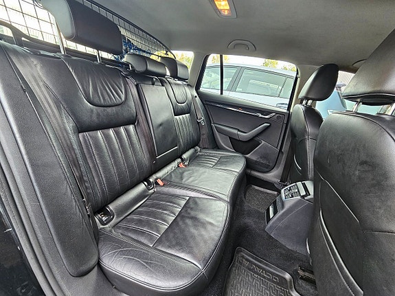 Skoda Octavia 11 of 14