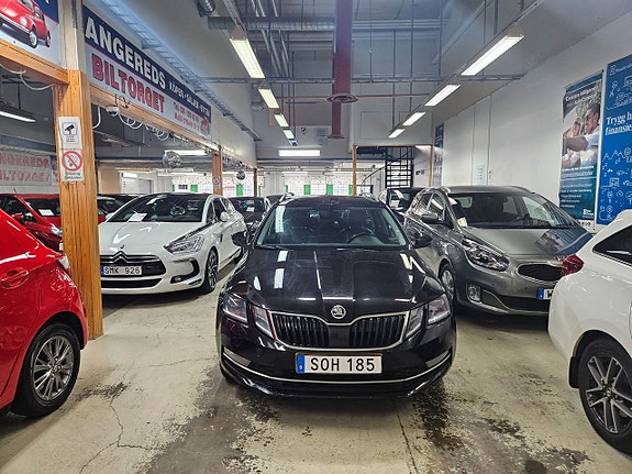 Skoda Octavia 9 of 14