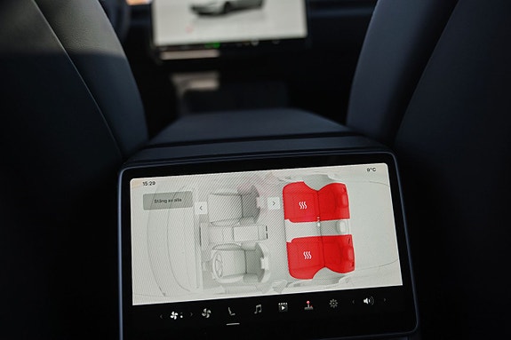 Tesla Model 3 26 of 27
