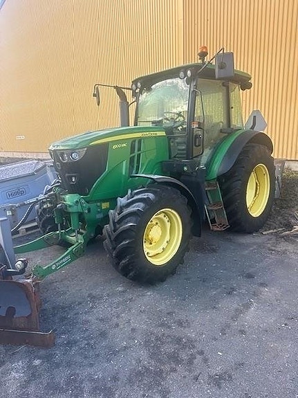 John Deere 6100MC STANDARD CAB TRAKTOR
