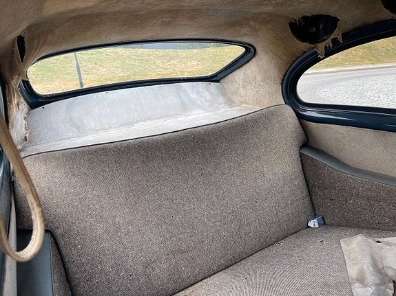 Volvo PV 9 of 10