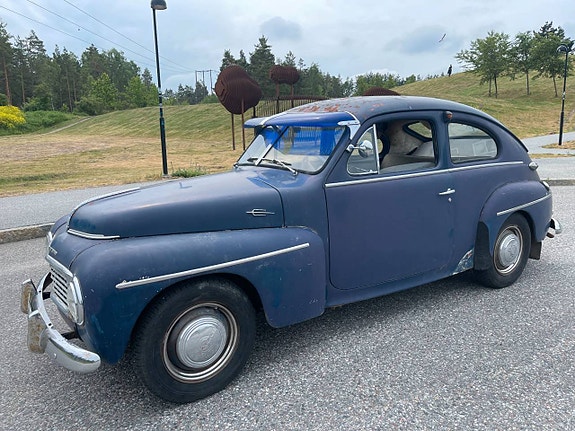 Volvo PV 2 of 5