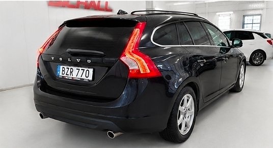 Volvo V60 5 of 12