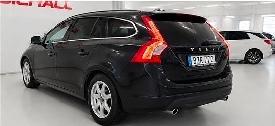 Volvo V60 6 of 12