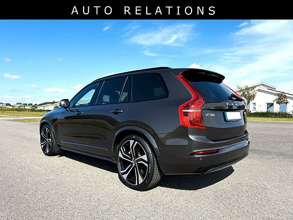 Volvo XC90 3 of 10