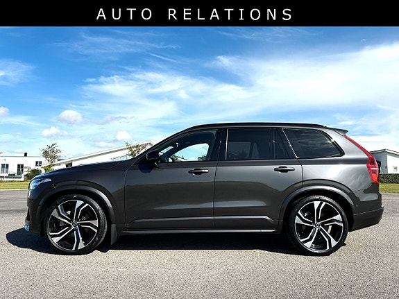 Volvo XC90 7 of 10