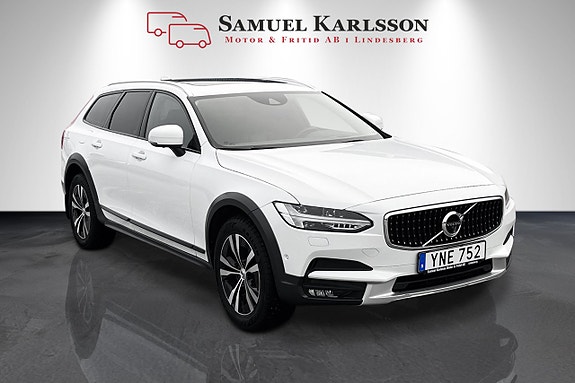 Volvo V90 Cross Country
