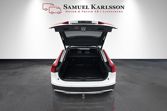Volvo V90 Cross Country 10 of 20