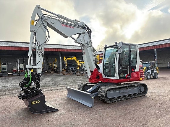 Takeuchi TB290 - Knäckbom