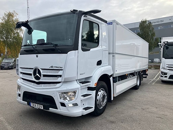Mercedes-Benz Actros 1827 kyla höj och sänk 15 pall
