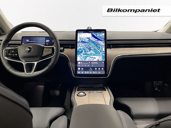 Volvo EX90 13 of 20