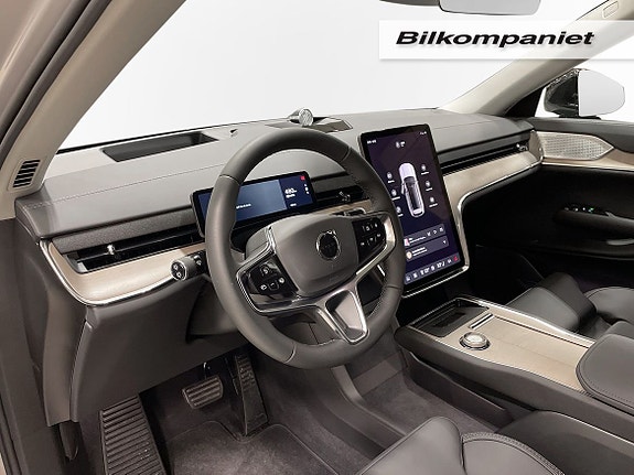 Volvo EX90 10 of 20