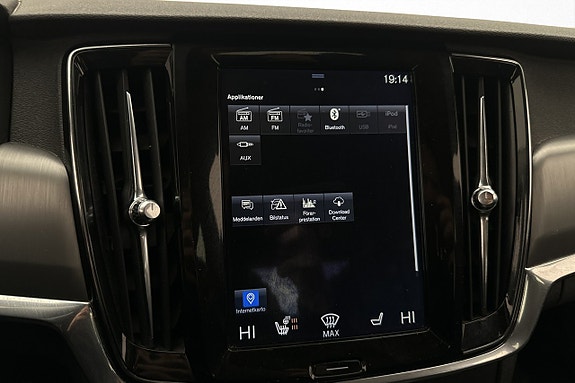 Volvo S90 18 of 30