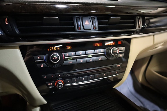 BMW X5 15 of 27
