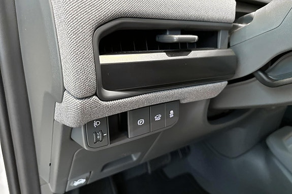 Kia EV3 15 of 24