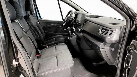 Nissan Primastar 3 of 12