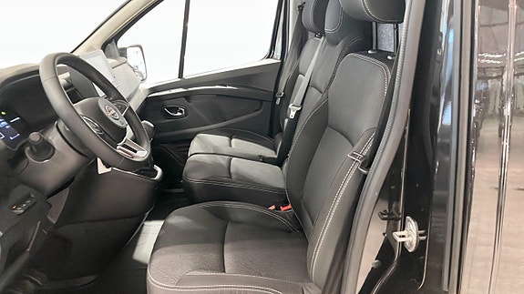 Nissan Primastar 5 of 12