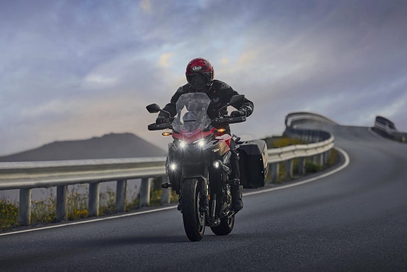Honda CB 1000 GT - 2026 10 of 13