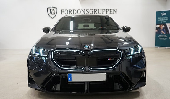 BMW M5 11 of 27