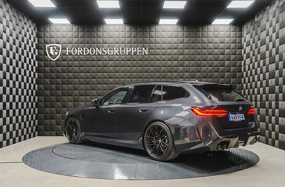 BMW M5 4 of 28