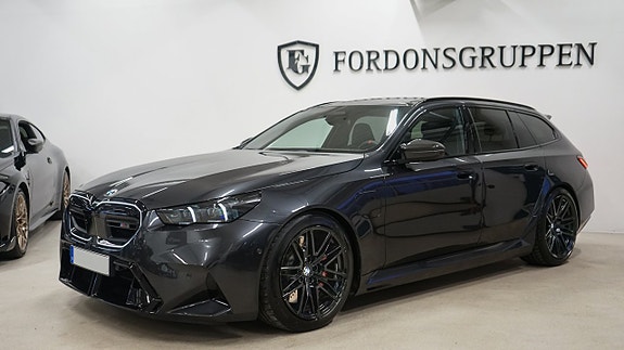 BMW M5 2 of 5