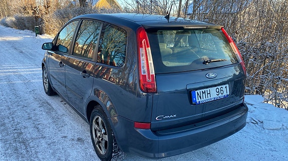 Ford C-Max 2 of 5