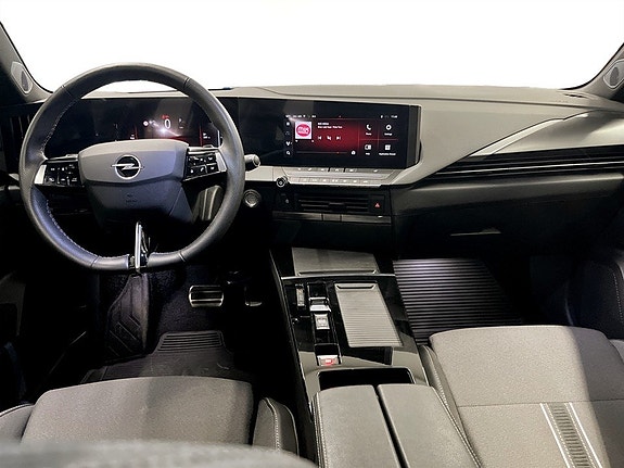 Opel Astra 6 of 17
