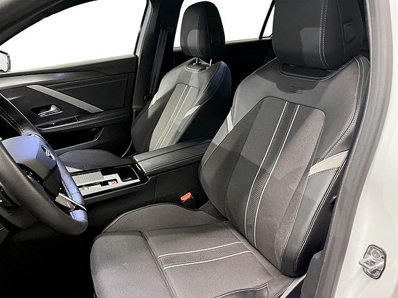 Opel Astra 4 of 5