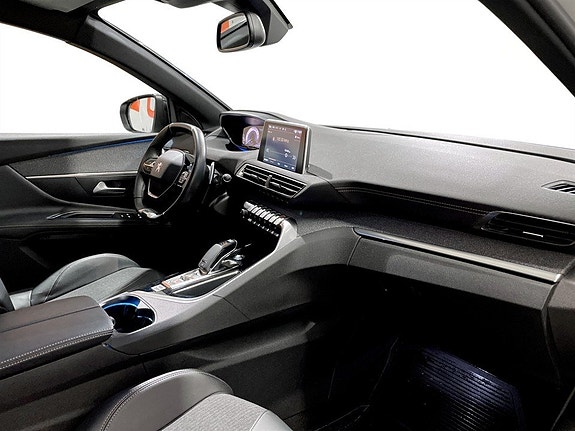Peugeot 3008 11 of 15