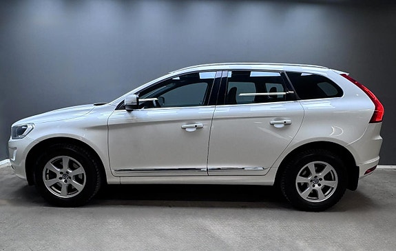 Volvo XC60 4 of 22
