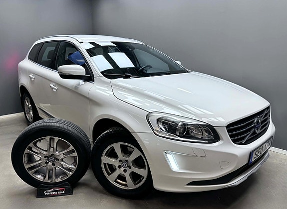 Volvo XC60 8 of 22