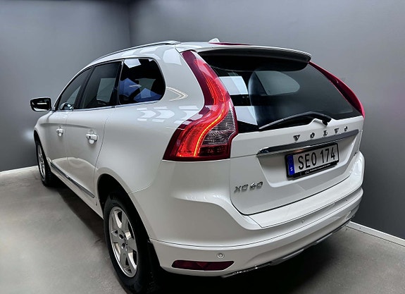 Volvo XC60 6 of 22