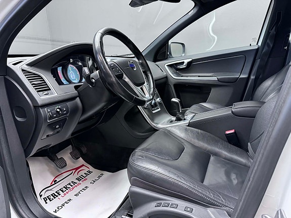 Volvo XC60 11 of 22