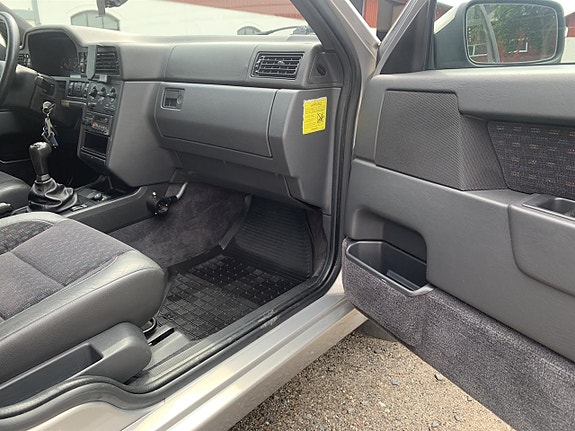 Volvo 850 7 of 12