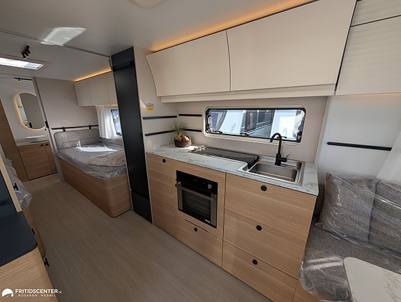 Adria ADORA 663 UT *Rymlig / Året runt / Långbäddar 10 of 21