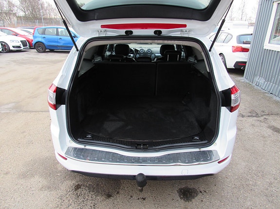 Ford Mondeo 8 of 14