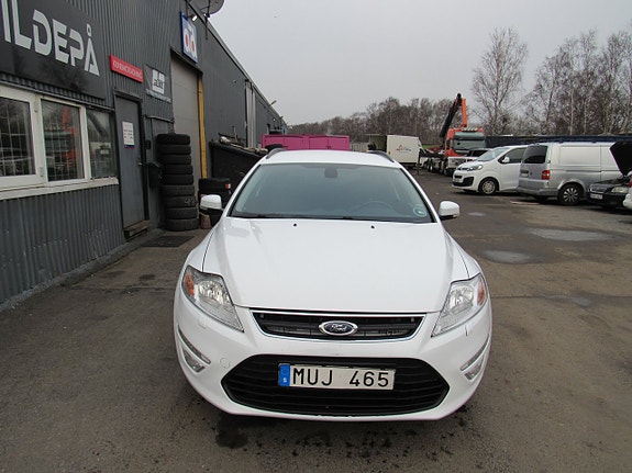 Ford Mondeo 3 of 14
