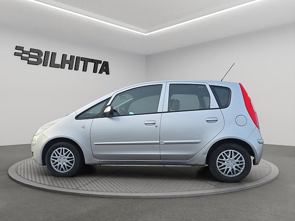 Mitsubishi Colt 3 of 12
