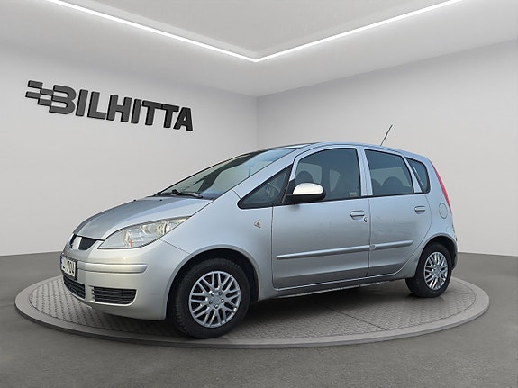 Mitsubishi Colt 2 of 12