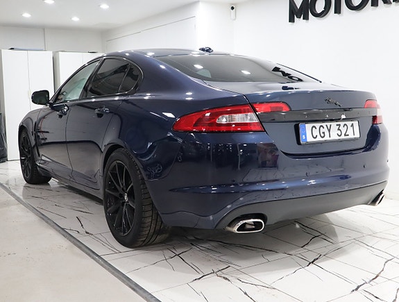 Jaguar XF 4 of 20