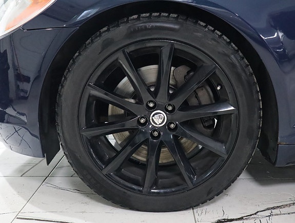 Jaguar XF 20 of 20
