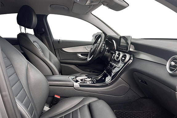 Mercedes-Benz GLC250 9 of 11