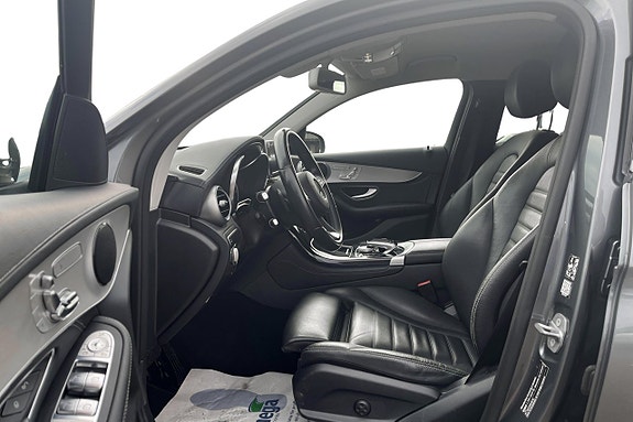 Mercedes-Benz GLC250 11 of 11
